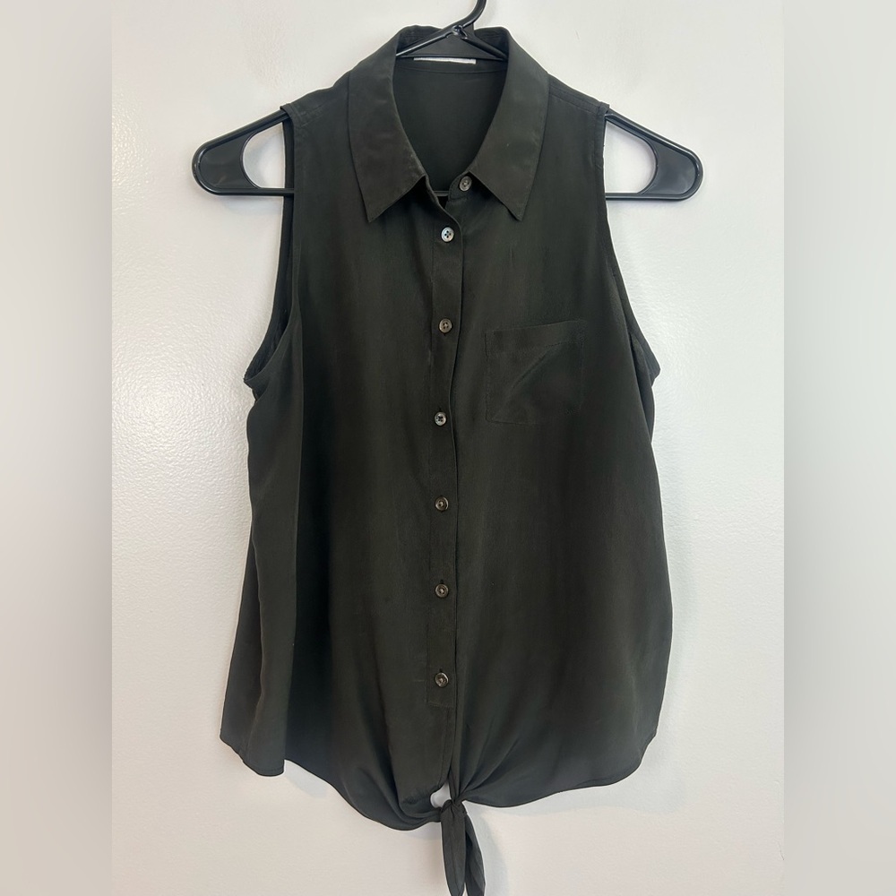 Equipment 100% Silk Black Sleeveless Button Down Tie Waist Blouse Size XS